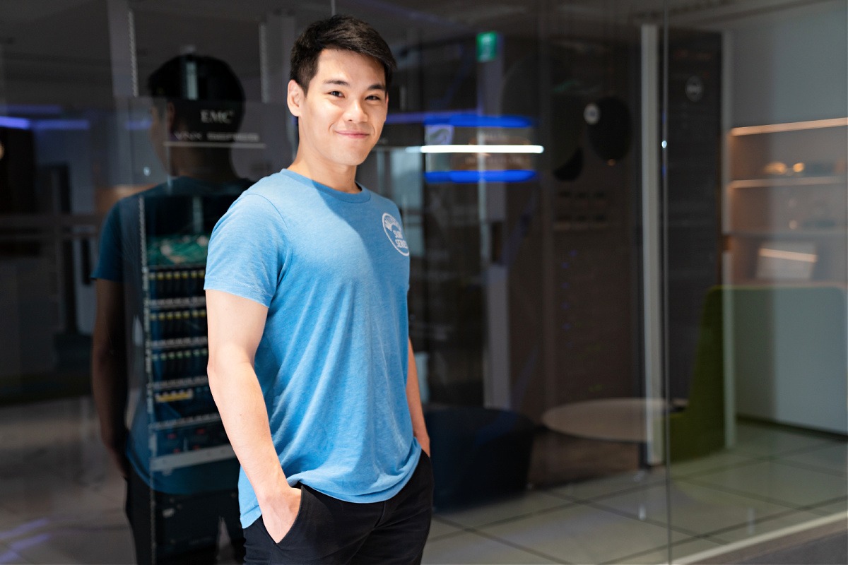 how to recruit tech talent